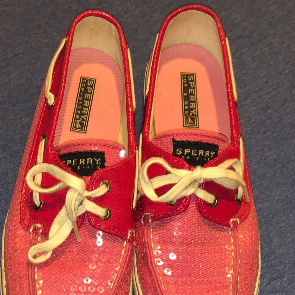 Women’s Pink Sequined Sperry sz 9